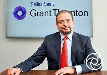 Mauricio Brizuela, Socio Director